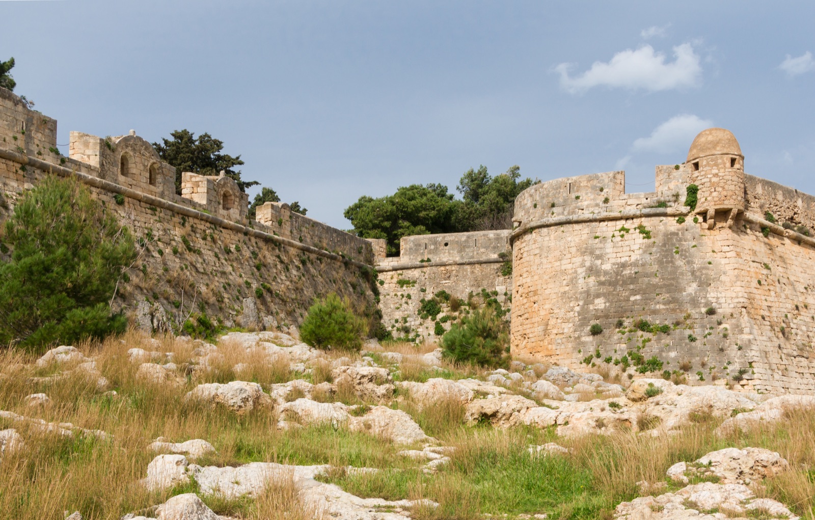 De muren van het Venetiaanse Fortezza in Rethymnon